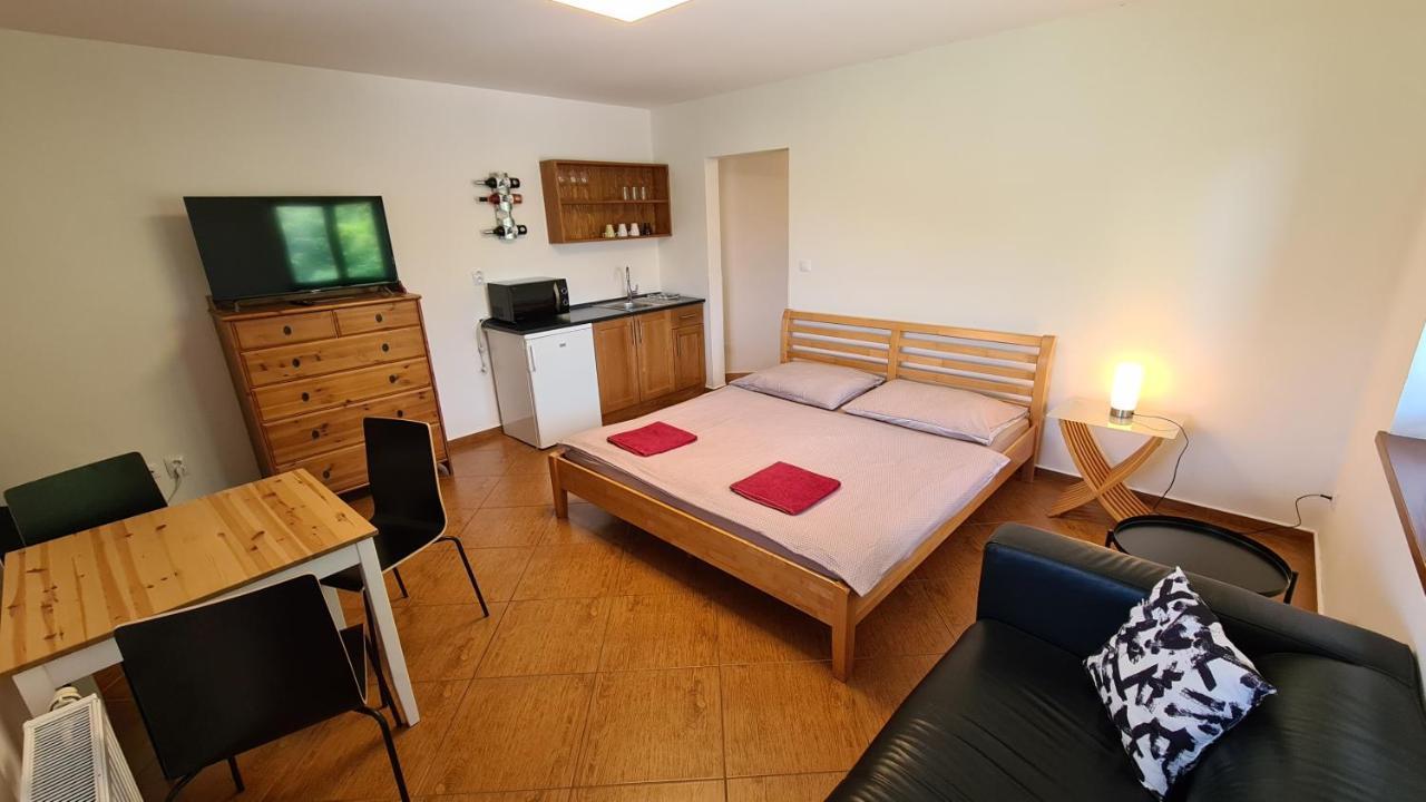 Apartmany Turold Mikulov Exterior foto