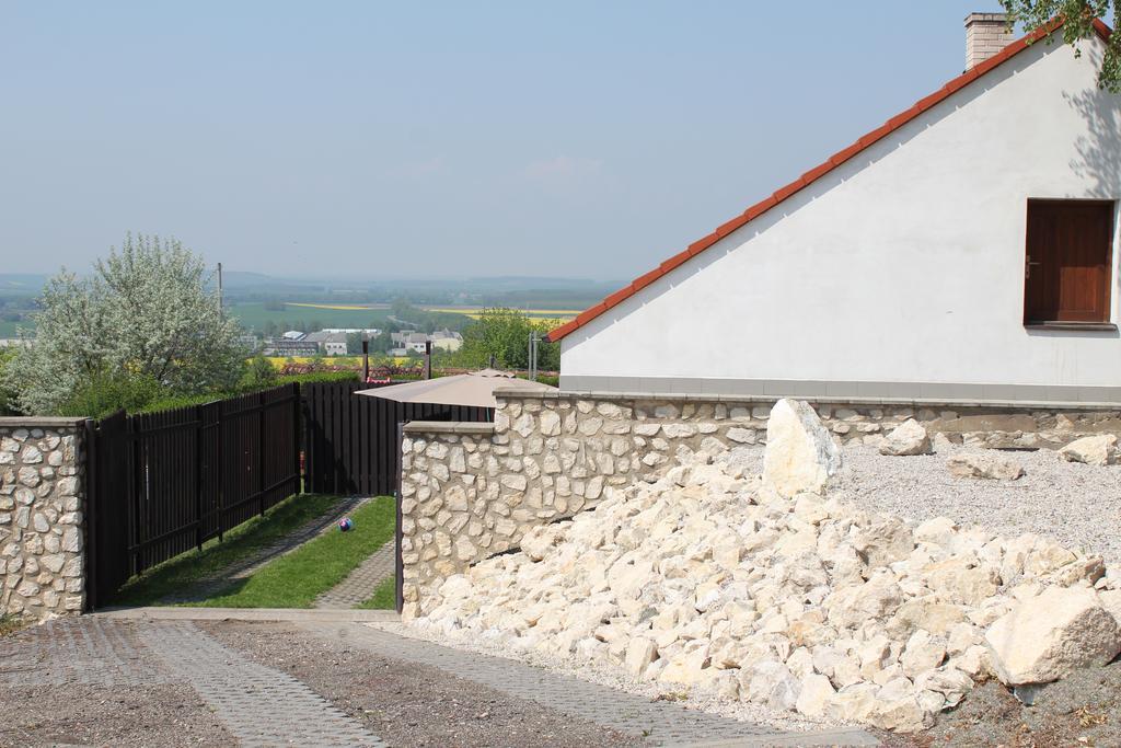 Apartmany Turold Mikulov Zimmer foto